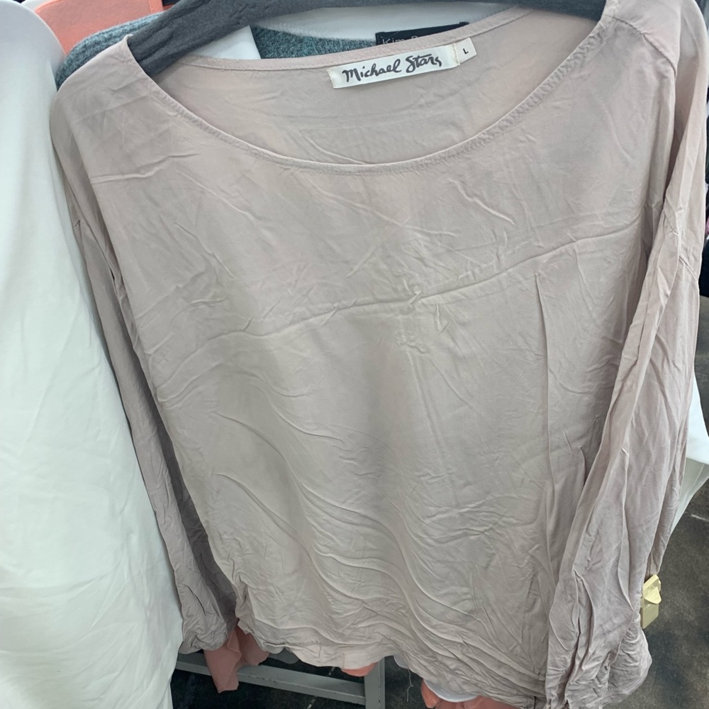 Top - Picture 2 of 2